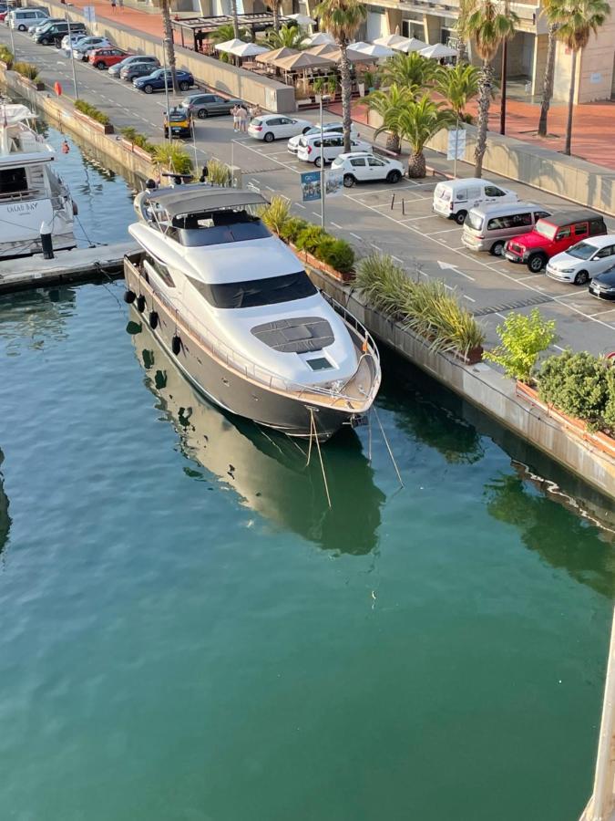 Motoryacht 21 Avec Equipage Hotell Barcelona Eksteriør bilde