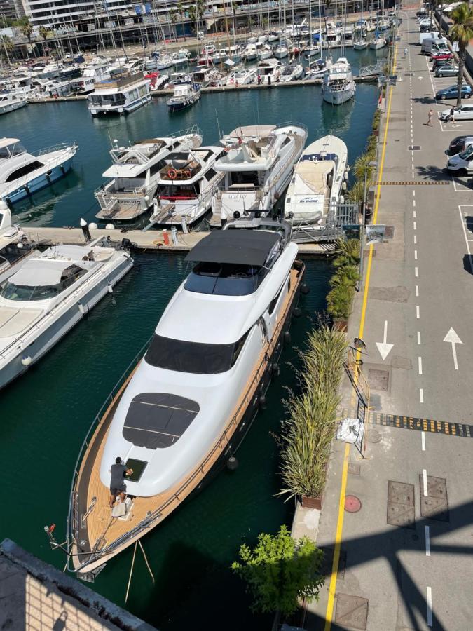 Motoryacht 21 Avec Equipage Hotell Barcelona Eksteriør bilde
