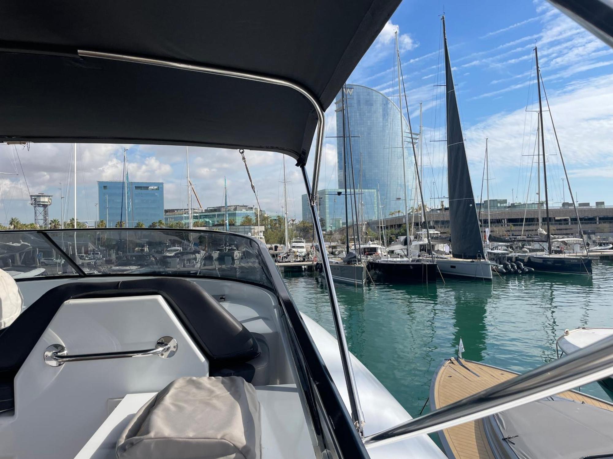 Motoryacht 21 Avec Equipage Hotell Barcelona Eksteriør bilde